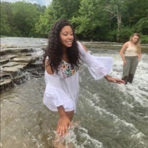 Meet your Posher, Bella